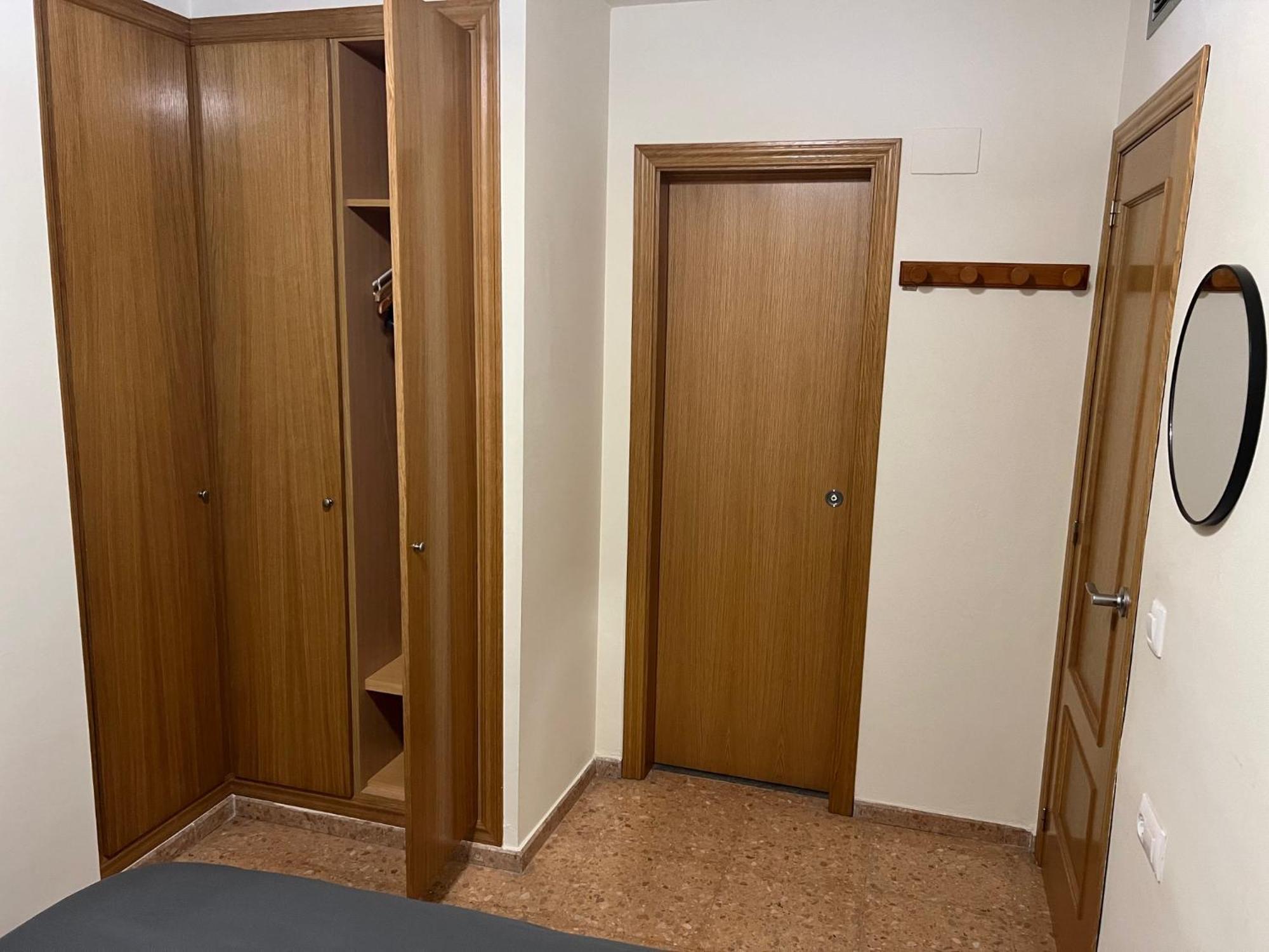 Habitacion Doble Con Bano Privado Apartman Valencia Kültér fotó