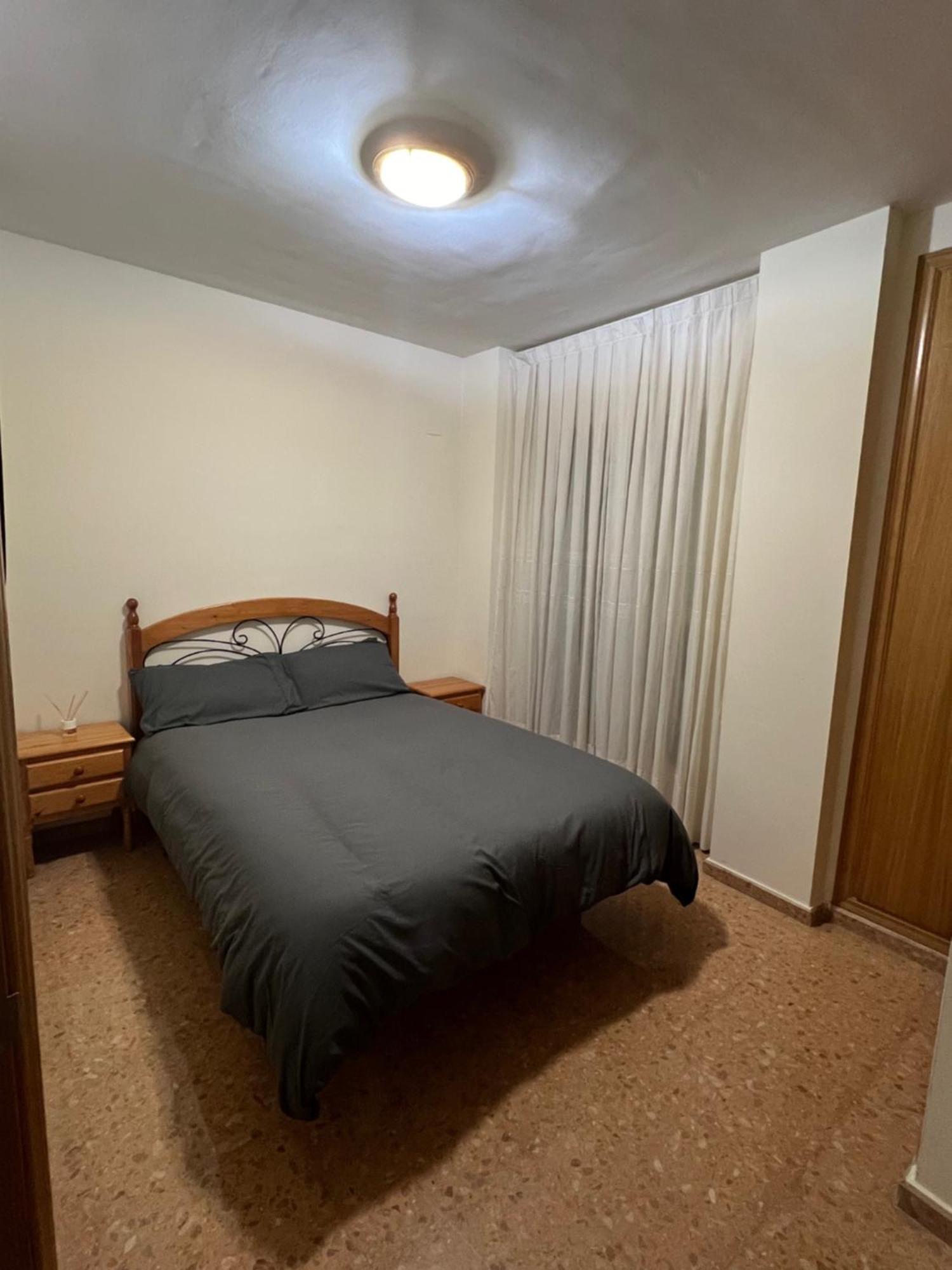 Habitacion Doble Con Bano Privado Apartman Valencia Kültér fotó
