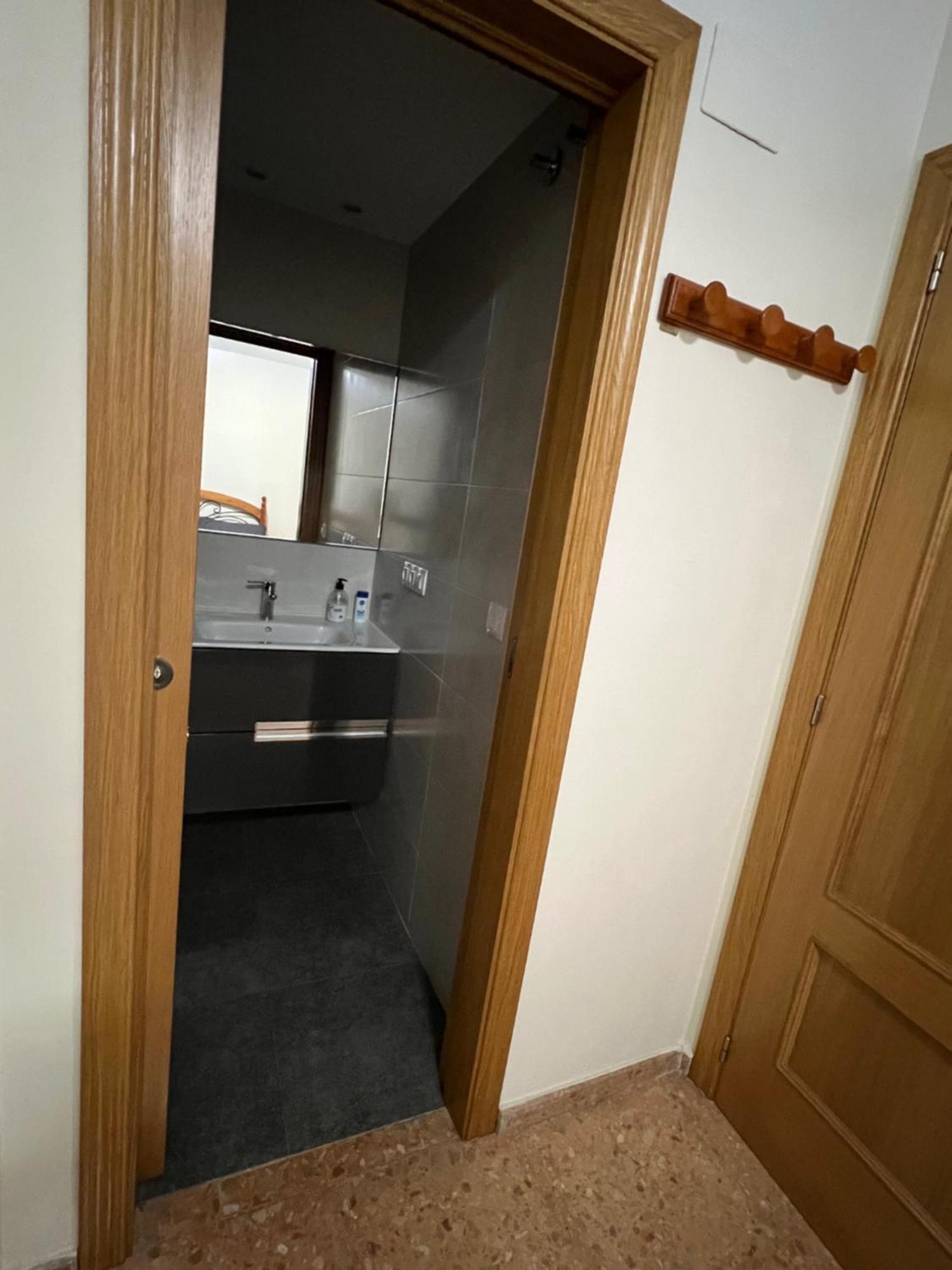 Habitacion Doble Con Bano Privado Apartman Valencia Kültér fotó